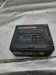 Sony GV-D200 Digital8 Hi8 8mm Video Recorder Player Transfer Deck GVD200 - Picture 1 of 10