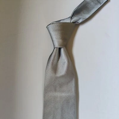 Kiton  napoli   7 Fold Tie Brand New Bergdorf Goodman  Foto 1 de 4