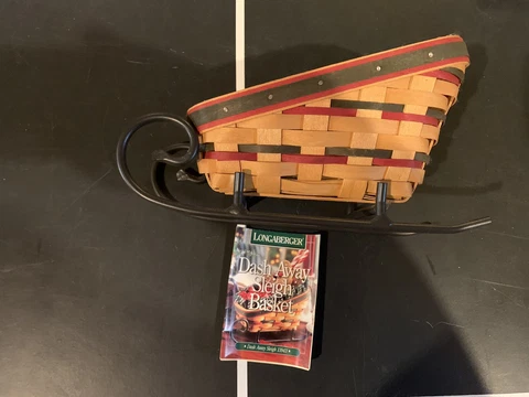 Longaberger Sleigh basket w metal runners Cover