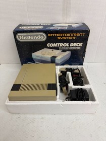 Nintendo NES Control Deck In Box Original Console System 2 Controllers - PARTS
