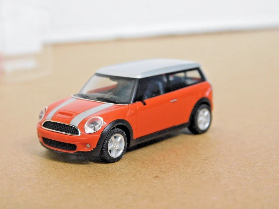 Herpa 023825  1/87 Mini Clubman  Orange/Silver  NIB - Image 1 of 4