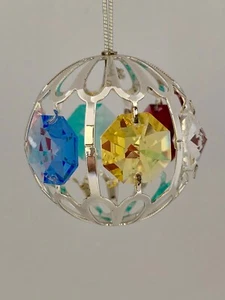 FIGURA BOLA DE CRISTAL - ORNAMENTO PLATEADO CON CRISTAL AUSTRIACO MULTICOLOR - Imagen 1 de 2