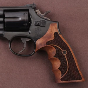 KSD Brand SW N Frame Round Butt Compatible Walnut Grips - Bild 1 von 1