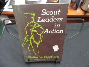 Scout Leaders in Action, Walter MacPeek 1969 AB 024 - Imagen 1 de 1