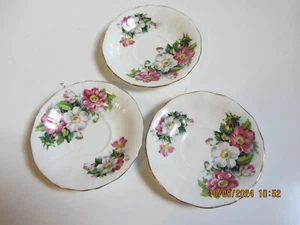 3 VINTAGE ADDERLEY ENGLISH BONE CHINA DAHLIA FLOWER DESIGN SAUCERS 5.5" ACROSS - Picture 1 of 3