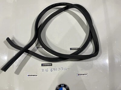 92-99 BMW E36 318,323,328,M3, PROTECCIÓN DE BORDES TIRA/SELLO HÚMEDO TRASERO 4 PUERTAS OEM Foto 1 de 4