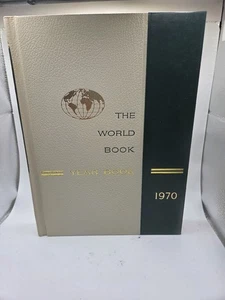 The World Book: Vintage Year Book 1970 Reviewing Of The Events Of 1969 - Picture 1 of 2
