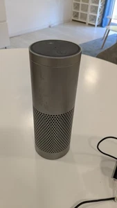 Amazon Echo Plus (1. Generation) – Modell ZE39KL – Mit Zigbee Smart Home Hub - Bild 1 von 8