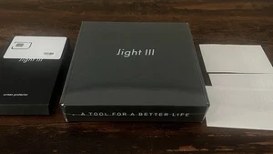 Light Phone III Brand New Factory Sealed (With Extras) - Photo 1 sur 6