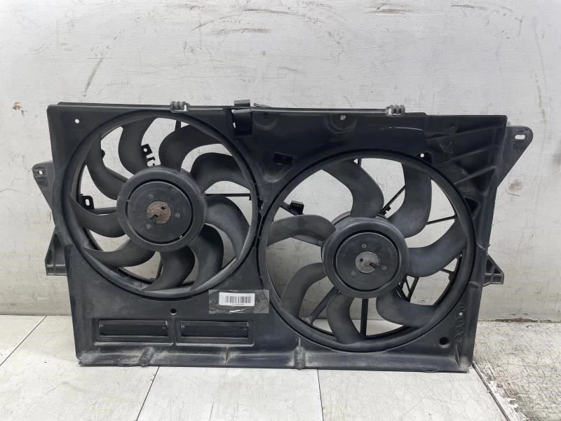 2015 FORD TAURUS POILCE ПАКЕТ 3,5 Л РАДИАТОР ОХЛАЖДЕНИЯ ВЕНТИЛЯТОР В СБОРЕ OEM + - Изображение 1 из 4