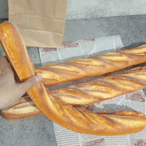 Pane finto in PU modello 1pz baguette chic 45X6X3cm per arredo cucina - Foto 1 di 12