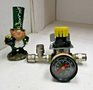 Parker 14R113Ec 1/4" Regulator (IN GOOD WORKING CONDITION) - Picture 1 of 4