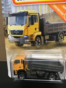 Matchbox 1:64 Mann T65 Muldenkipper - Bild 1 von 7