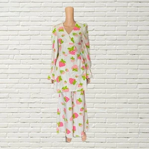 Vintage 70s Pink Strawberry Print Mini Dress And Bell Bottom Pant 2 Pc Set - Picture 1 of 11