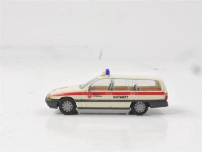 Herpa H0 4122 Modellauto PKW Opel Omega GLS "Malteser" Notarzt 1:87 - Bild 1 von 3