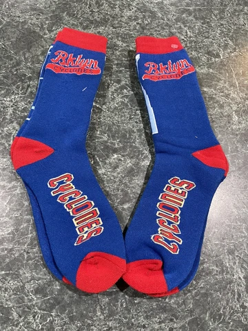 LOT OF (2) BROOKLYN CYCLONES CONEY ISLAND SKYLINE BROOKLYN BRIDGE NOVELTY SOCKS Cover