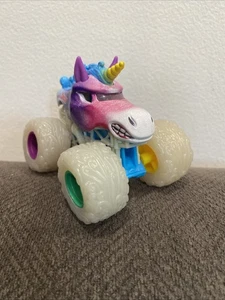 Spin Master Monster Jam Sparkle Smash Truck Diecast 1:64 Colorful Rims HTF - Picture 1 of 23