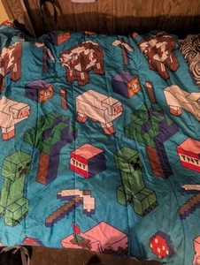 Mojang Official Minecraft Blanket 90x60 Inches Approximately - Picture 1 of 5