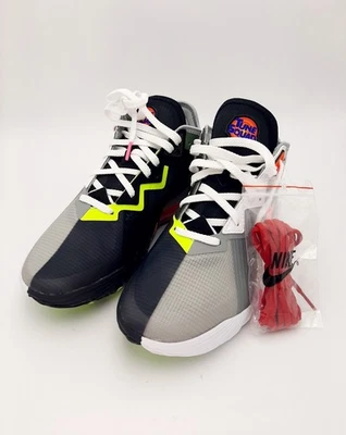 Nike Space Jam x LeBron 18 Low Bugs x Marvin  Size Men's 7.5 Women's 9 - Image 1 of 4