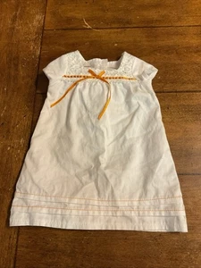 American Girl Puppe 18 Zoll Beforever Josefina weißes Nachthemd orange Schleife - Bild 1 von 4
