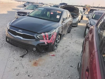 2019 Kia Forte 2.0L Engine Motor OEM 161K Miles - LKQ434088040 - Image 1 of 4