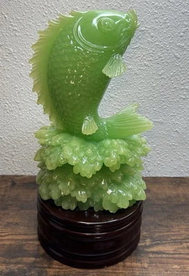 Estatuilla de pez koi de jade de colección - Escultura artística japonesa asiática Buda Feng Shui Foto 1 de 4