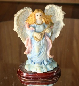 lot - two small angels (1 with child) from estate sale unsure age1960's to 80's - Picture 1 of 11