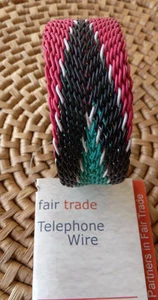 Afrikanischer Schmuck Zulu Telefon Draht Armreif Armband Südafrika Rosa MED - Bild 1 von 1