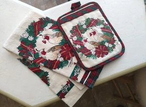Christmas Decorative Hand Towel and Potholder - Picture 1 of 1