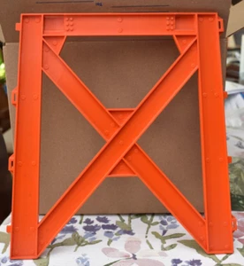 VINTAGE HASBRO GI JOE 1973 TRAINING CENTER "ORANGE BASE SECTION" - Picture 1 of 3