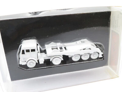 341N /05 - MZZ N 2124 - Mercedes Tieflader für Silo unlackiert - top in OVP - Bild 1 von 4