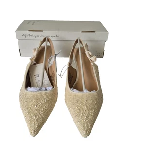 A New Day Damenschuhe Größe 11 elfenbeinfarben Milan-Absatz Fersenriemen neu im Karton - Bild 1 von 9