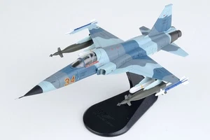 HA3337 Hobby Master F-5E Tiger II 1/72 Model Red 34 USAF 527th AGRS - Picture 1 of 2