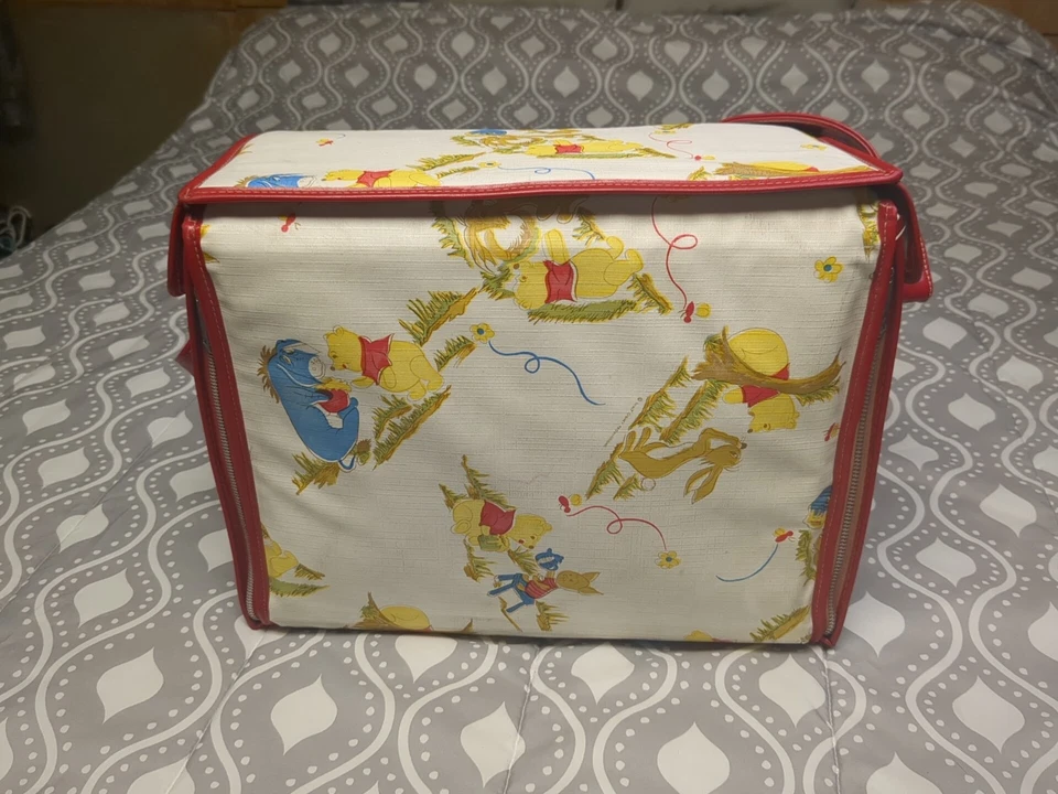 Cuna de viaje vintage Disney Winnie The Pooh Baby Carry años 70 plegable  Foto 1 de 4