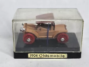 Vintage 1904 OLDSMOBILE HO Scale Brown Diecast Miniature Car w/case JAPAN - Picture 1 of 8