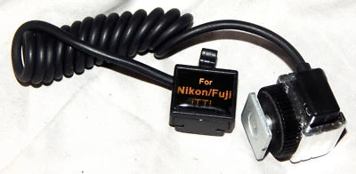 Cable de sincronización de extensión de flash en espiral Nikon Fuji iTTL Foto 1 de 4