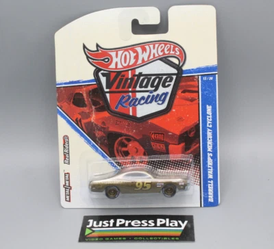 Hot Wheels Vintage Racing Real Riders Darrell Waltrip's Mercury Cyclone RR 13/30 Foto 1 de 4