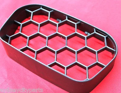 TOYOTA HILUX SNORKEL GRILLE SUITS RAM HEAD TYPE DENSO DIESEL FEB 05 - JULY 15 - image 1 of 4