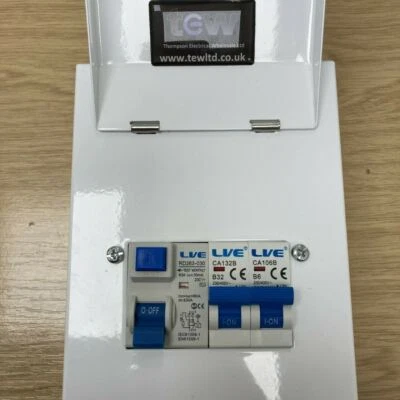 Live Electrical Mini Garage Unit IP40 4 Way c/w 63A 30mA RCD +B6A/B32A MCB - Image 1 of 4