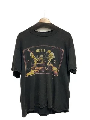 CAMISETA OTRAS MARCAS 00s NIRVANA FROM THE FANDDY BANKS OF WISHKAH L NEGRA Usada Foto 1 de 4