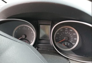 2015-2016 Santa Fe OE Speedometer Gauge Cluster 138K Miles Hyundai - Picture 1 of 4