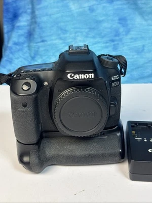 Canon EOS 80D - Imagem 1 de 4