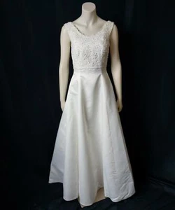 Vintage ELEGANT IVORY BEADED LACE & SATIN Empire Waist EVENING DRESS GOWN - M - Picture 1 of 9