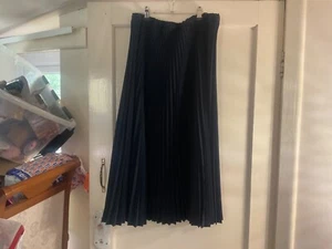 The collection Navy full pleat skirt size 24 - Picture 1 of 3