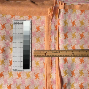 Tela de punto doble pata de gallo rosa naranja amarillo 1 y 1/2, 62" w MOD DE COLECCIÓN - Imagen 1 de 4