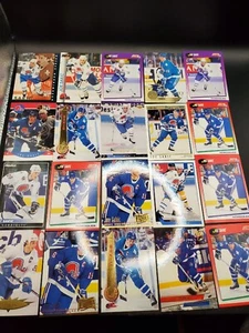 26 Joe Sakic Card Lot NHL Hockey Quebec Nordiques Colorado Avalanche - Picture 1 of 12