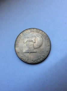 1976 D Eisenhower Bicentennial Dollar Type 1 Ike US Mint Coin #156 - Picture 1 of 2