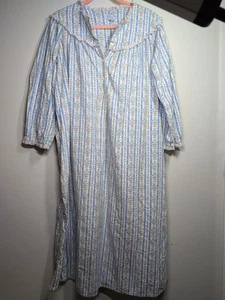 Vintage Nachthemd Lanz of Salzburg blau weiß rot Flanell Blumen Herz Spitze L - Bild 1 von 8