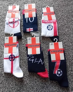 Boys Football Socks 6 Pair Size 6-8.5 Bnwt - Picture 1 of 2