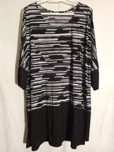 Woman Within-Black White Striped Geo 3/4 Zip Sleeve Knit Long Top Tunic-1X - Picture 1 of 6